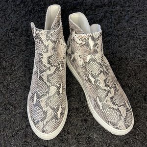 J/SLIDES NYC Snakeskin Slip-on Hightop Sneakers